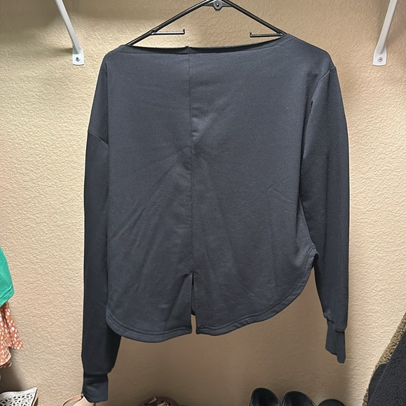 Gymshark Off the Shoulder Sweatshirt - Picture 2 of 3